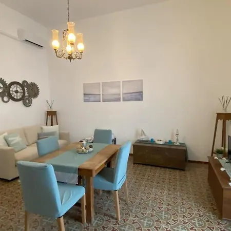 Casa Marina - Heart Of Historical Centre Lägenhet